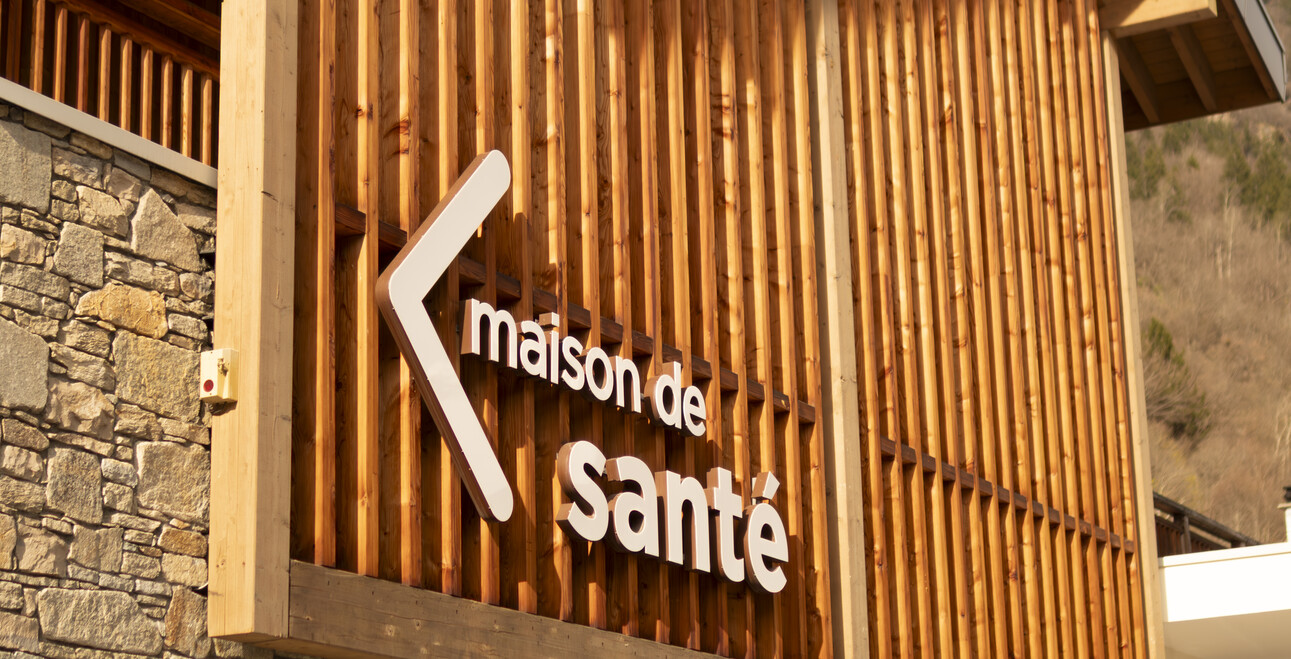 Maison de santé recherche dentiste